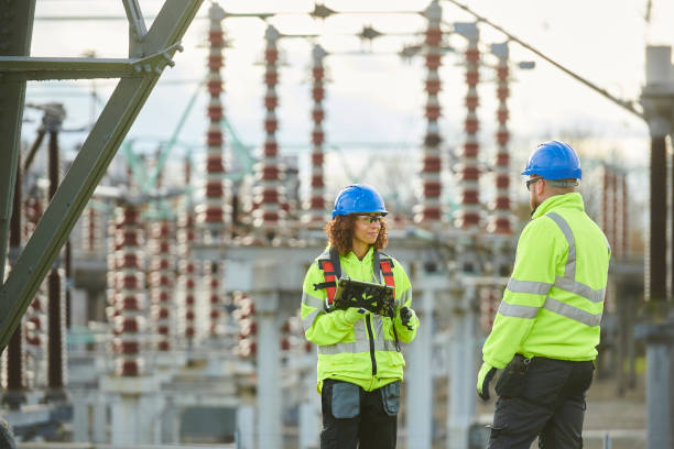 Best Electrician Near Me  in Rogue River, OR