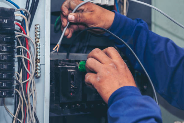 Best 24-Hour Electrician  in Rogue River, OR